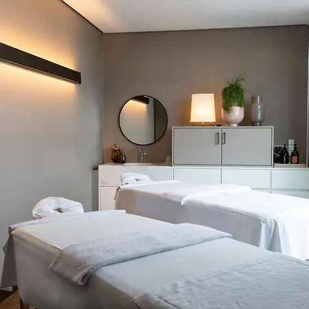 Grand Hyatt Hotell 5*