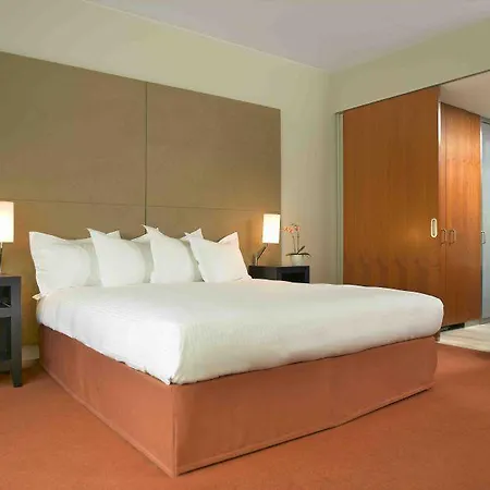 Grand Hyatt Ξενοδοχείο 5*