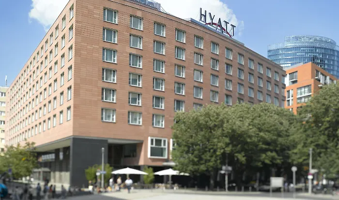 Grand Hyatt Hotel 5*
