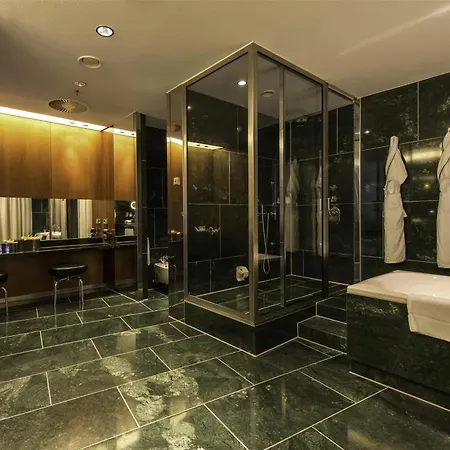 Grand Hyatt