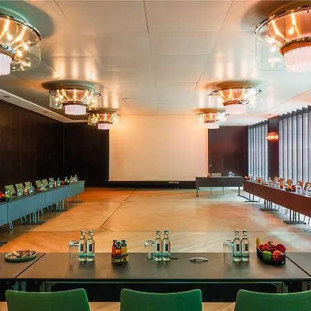 Hotel Grand Hyatt